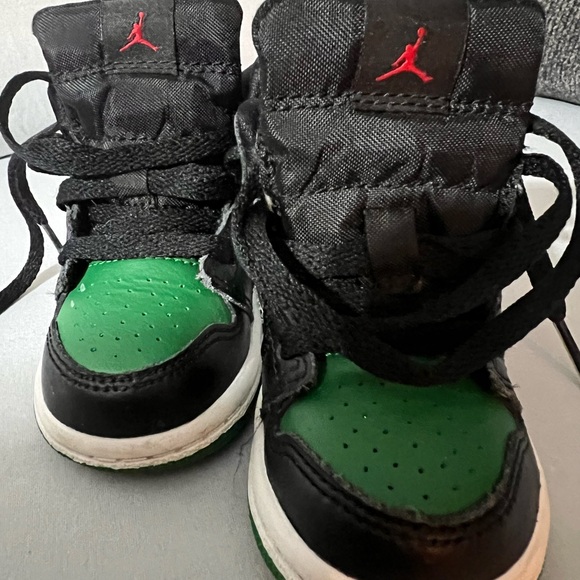 Nike Air Jordan 23 Kids Black and Green Athletic Sneakers - Picture 4 of 8